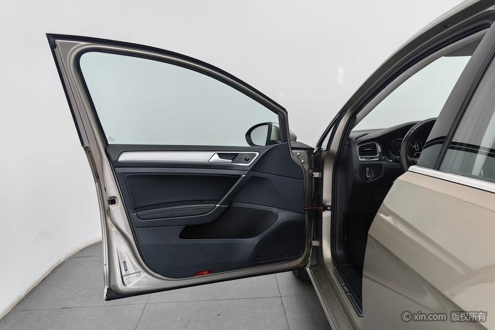 Volkswagen Golf 2019 immagine di auto #22