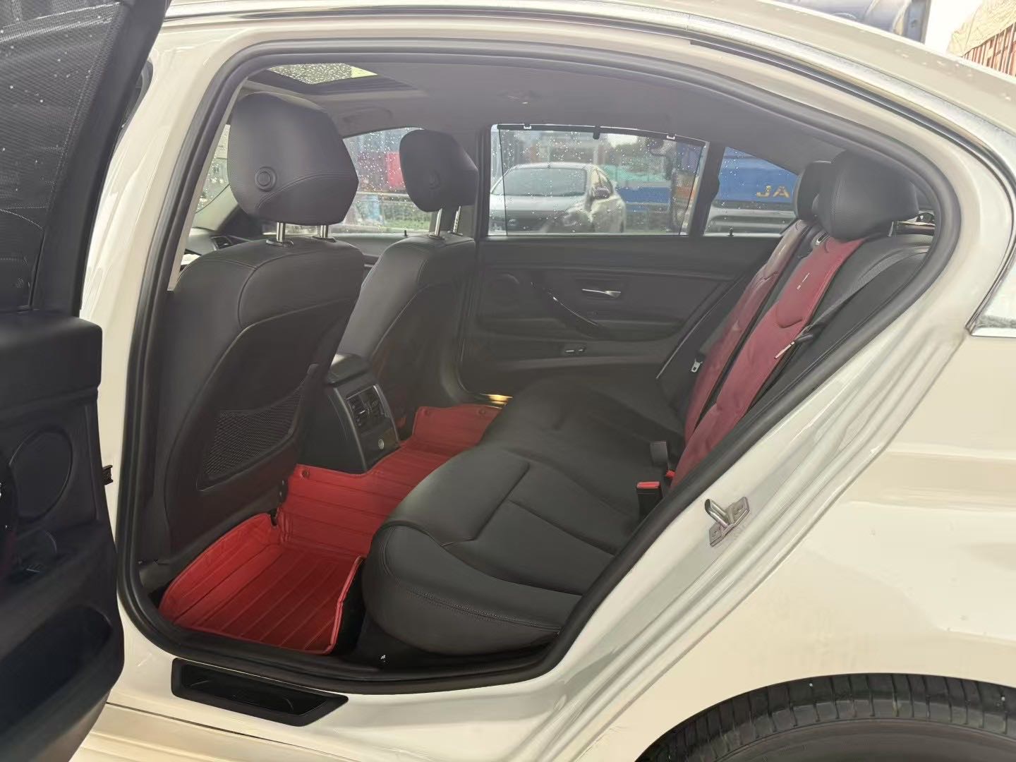 BMW 3 Series 2017 #8 BMW 3 Series 2017 car image #8