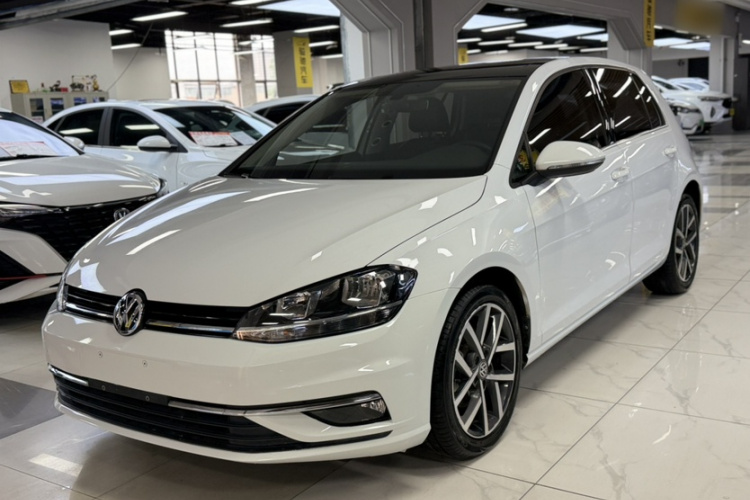 Volkswagen Golf 2020 #2 Volkswagen Golf 2020 car image #2