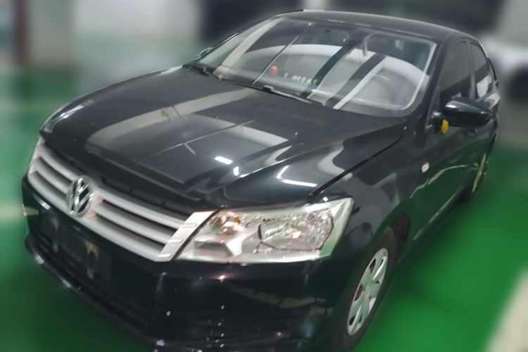Volkswagen Santana 2015 car image #2