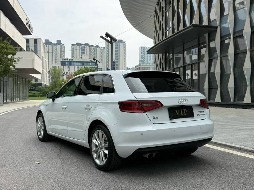 Audi A3 2015 car image #4