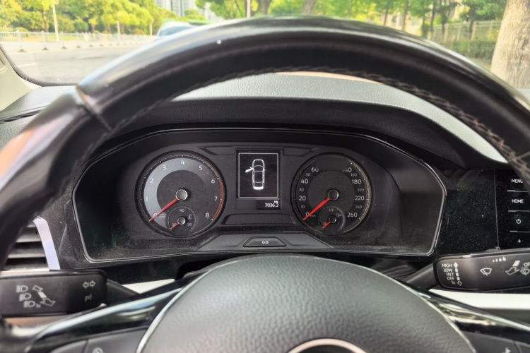 Volkswagen Lavida 2020 car image #16