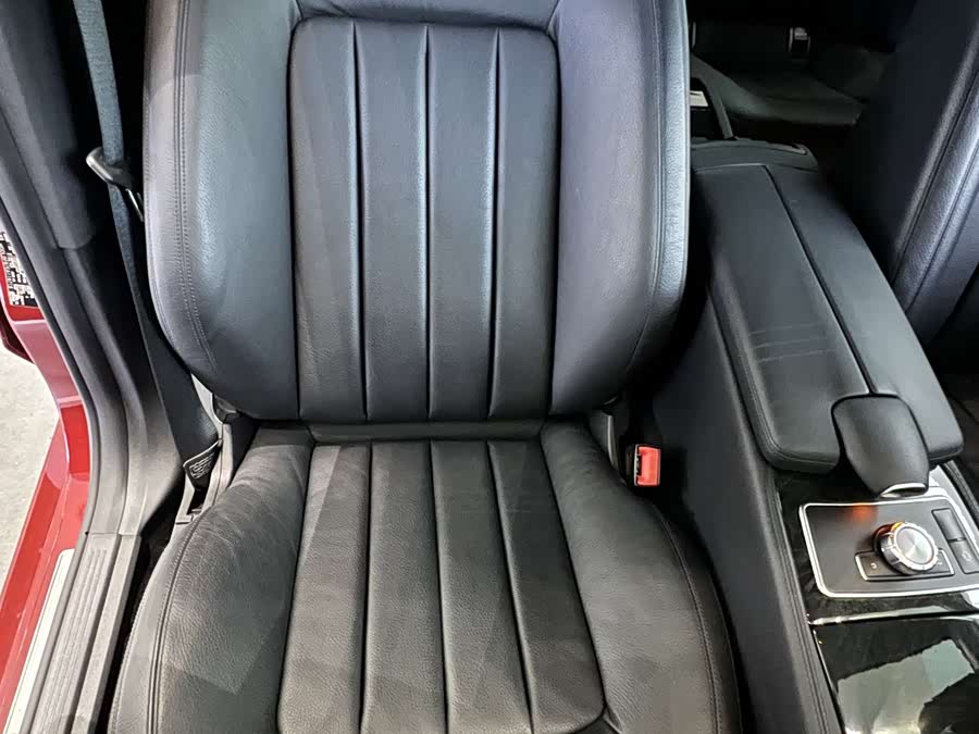 Mercedes-Benz CLS Class 2014 #49 Mercedes-Benz CLS Class 2014 immagine di auto #49