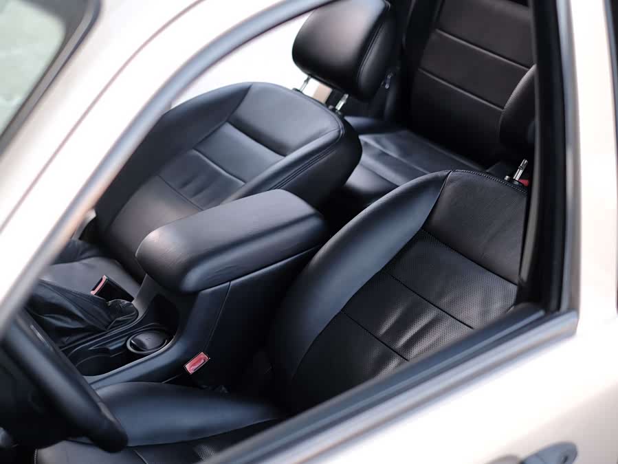 Ford Escape (Imported) 2007 immagine di auto #49