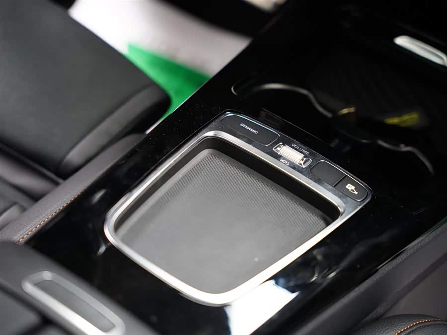 Mercedes-Benz CLA AMG 2024 imagem de carro #49