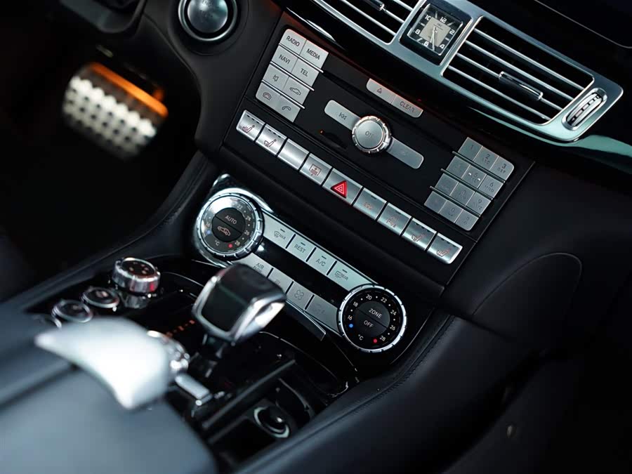 Mercedes-Benz CLS AMG 2017 car image #49