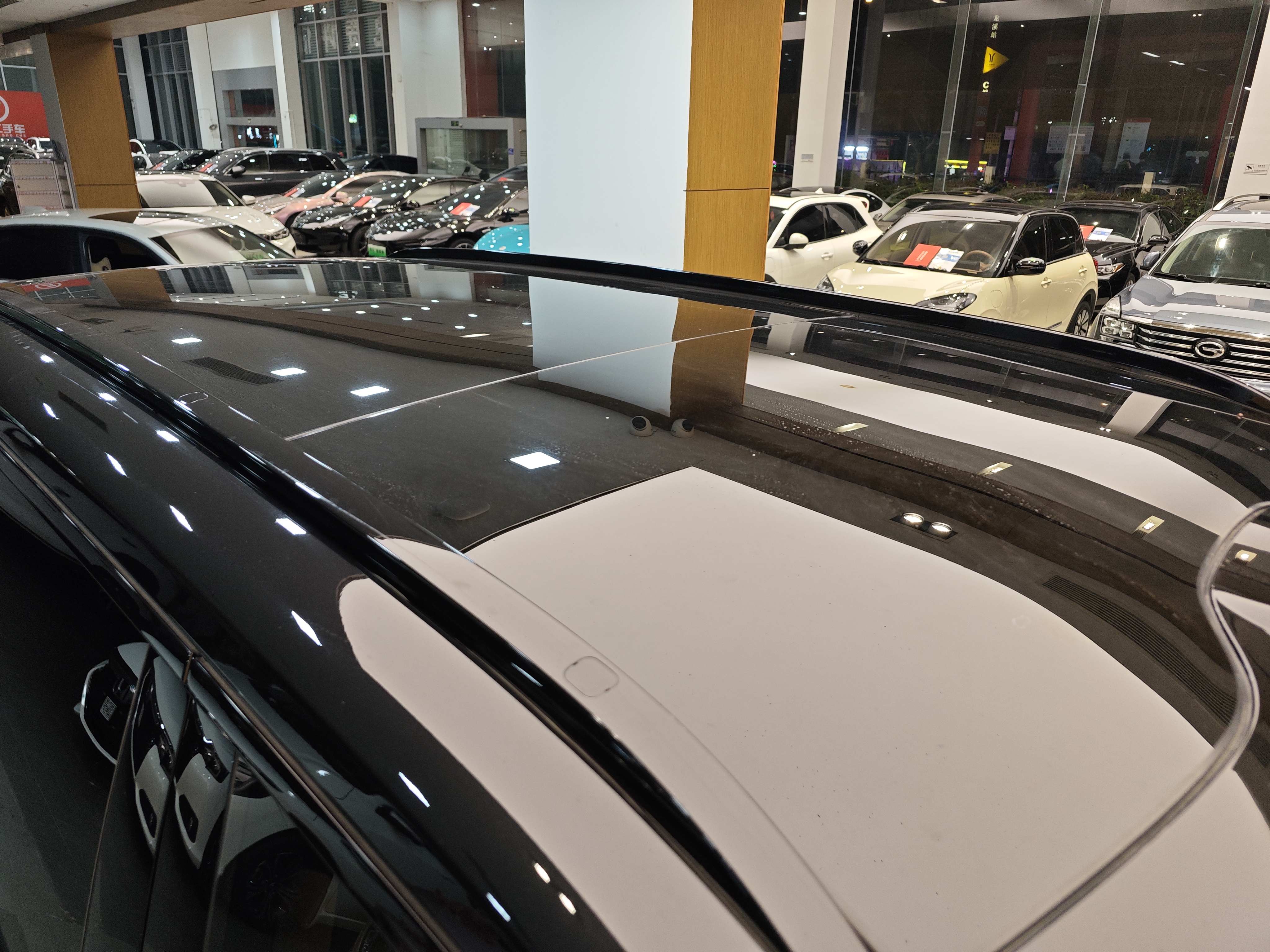 Lynk & Co 900 2025 car image #49