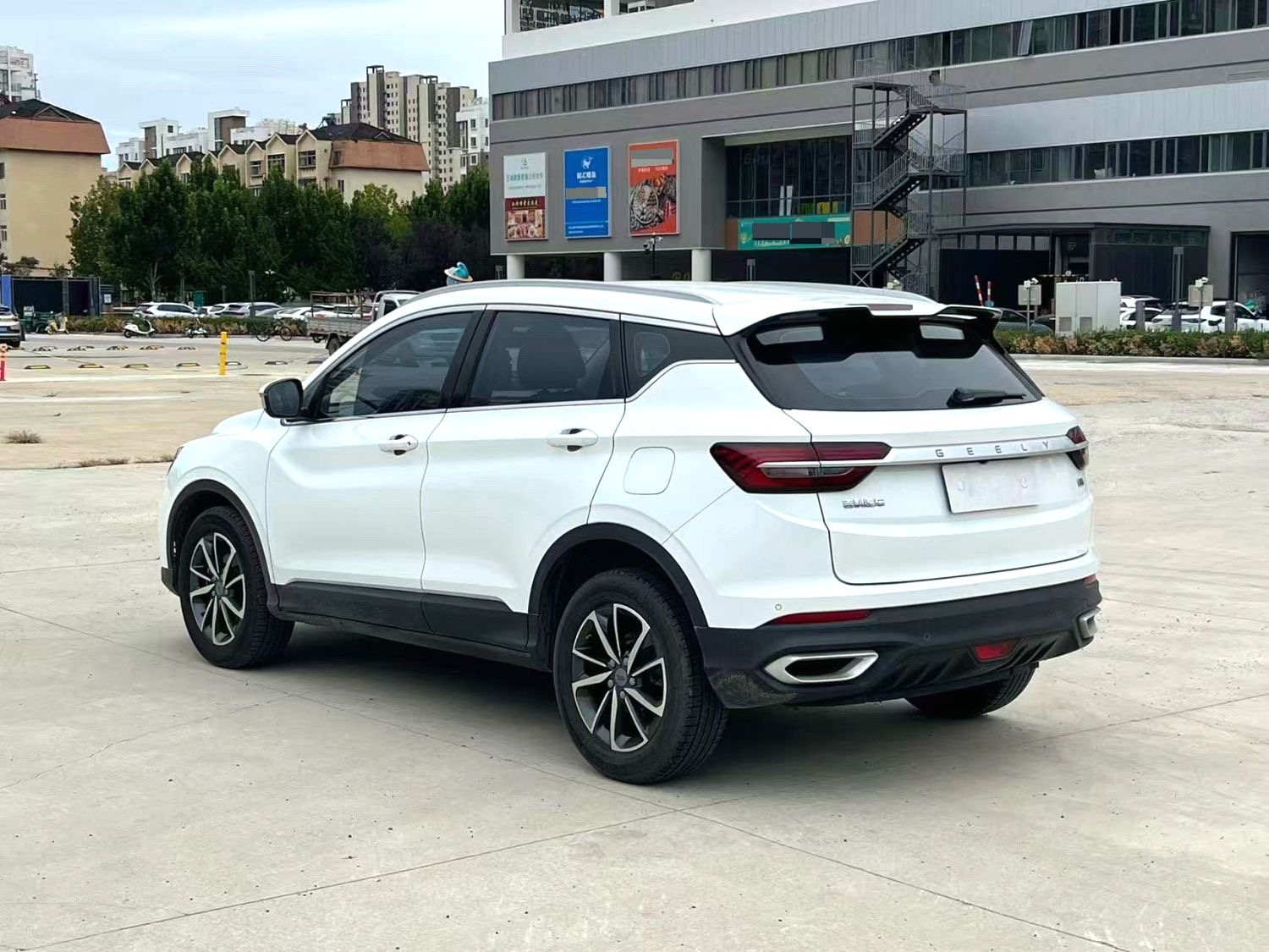 GEELY Coolray 2021 immagine di auto #6