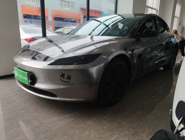 Tesla Model 3 2024 Tesla Model 3 2024 immagine di auto