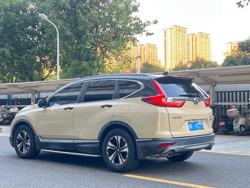 Honda CR-V 2019 #5 Honda CR-V 2019 изображение автомобиля #5