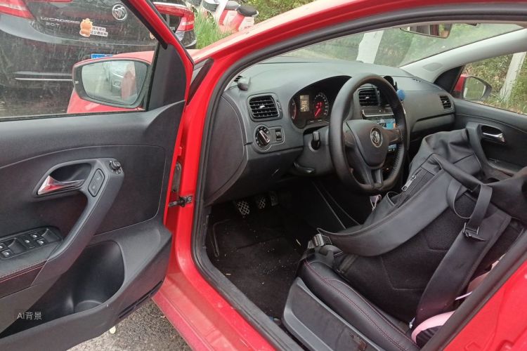 Volkswagen Polo 2017 car image #18