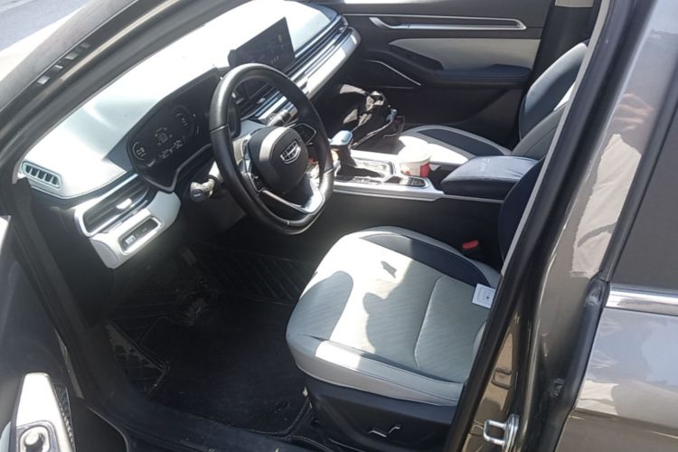 GEELY Emgrand 2021 #15 GEELY Emgrand 2021 car image #15