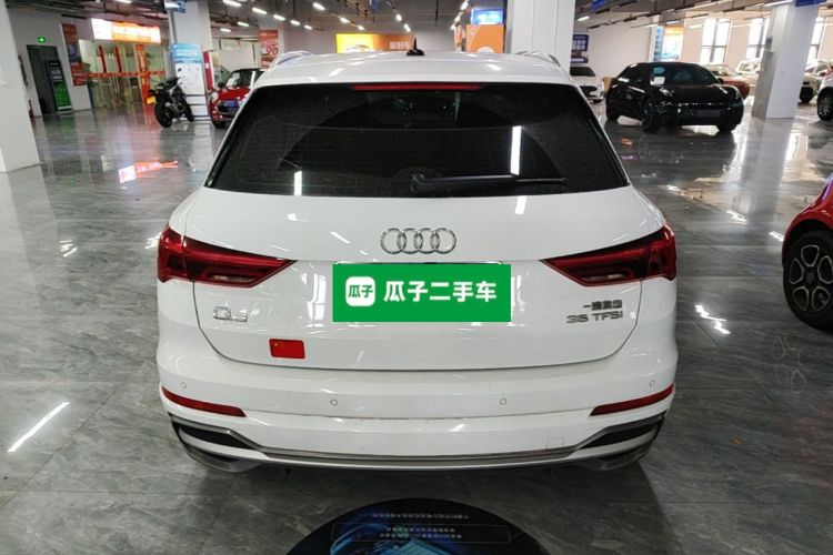 Audi Q3 2021 car image #6