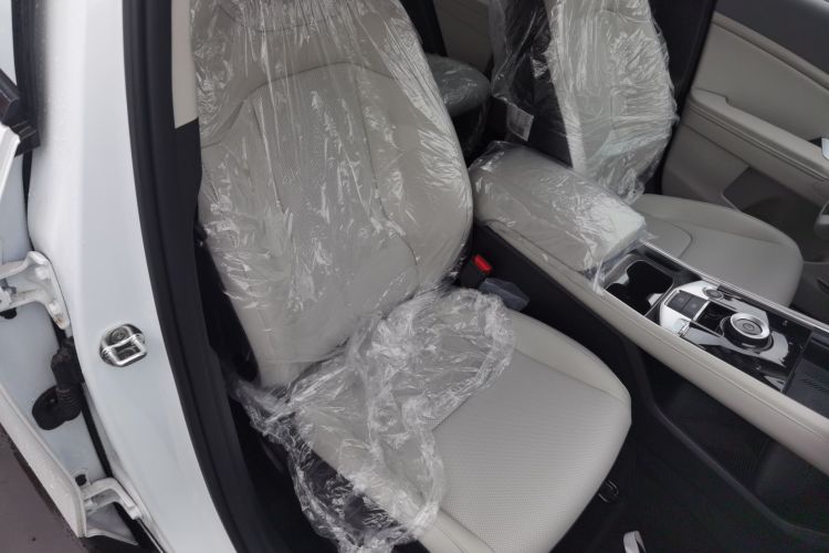 起亚 狮铂拓界 2025 汽车图片 #24