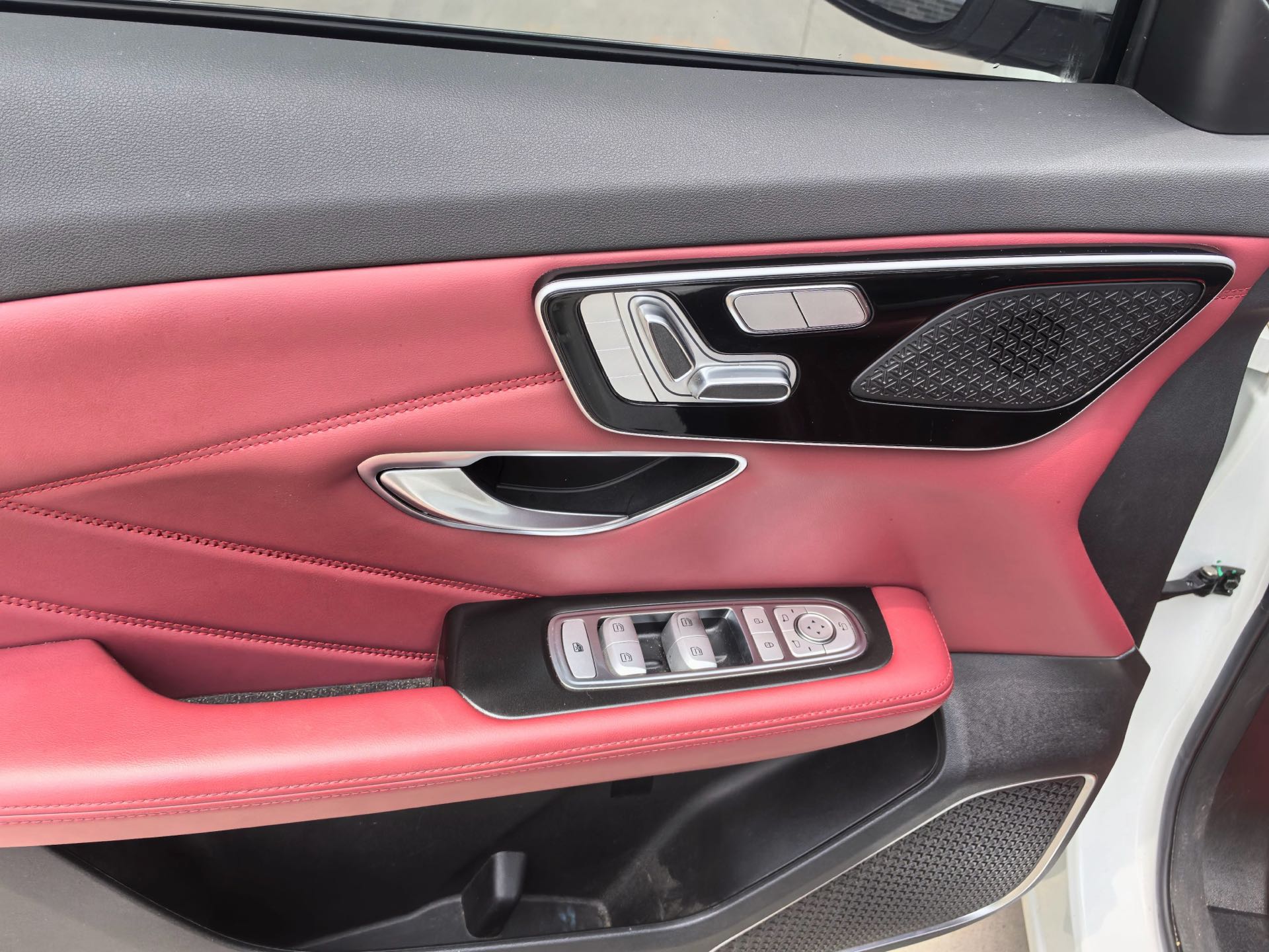 Jetour X70 PLUS 2025 #6 Jetour X70 PLUS 2025 car image #6
