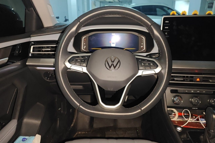 Volkswagen Lavida 2022 car image #11
