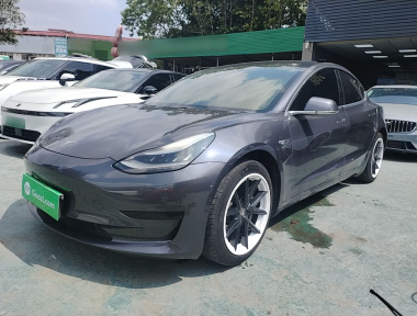 Tesla Model 3 2020 car image 
