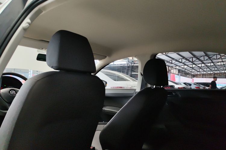 Volkswagen Santana 2022 car image #18