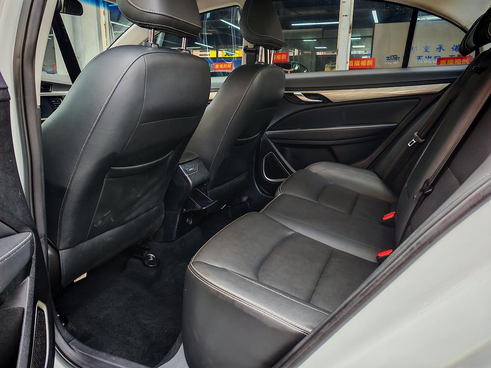 GEELY Emgrand 2020 #18 GEELY Emgrand 2020 car image #18