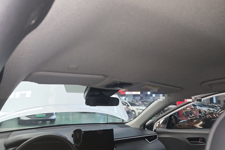 Toyota Corolla Cross 2024 #20 Toyota Corolla Cross 2024 صورة سيارة #20