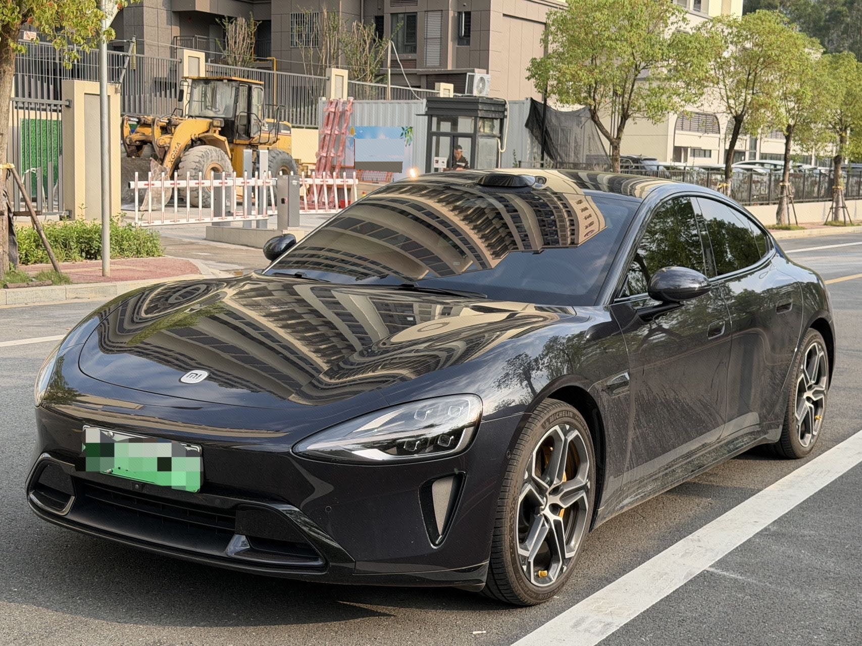 MI SU7 2025 car image 