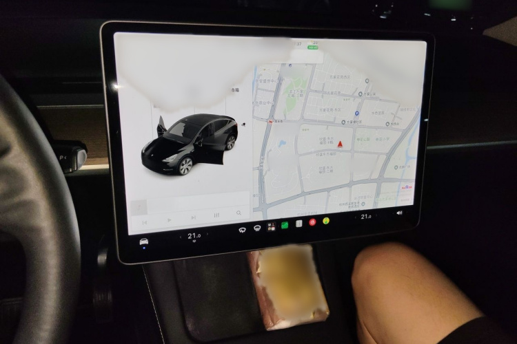 Tesla Model Y 2021 #17 Tesla Model Y 2021 car image #17