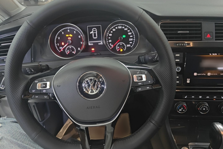 Volkswagen Golf 2018 #11 Volkswagen Golf 2018 car image #11