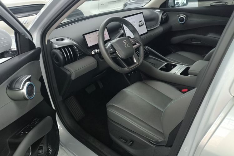 BYD Yuan Plus 2025 #16 BYD Yuan Plus 2025 car image #16