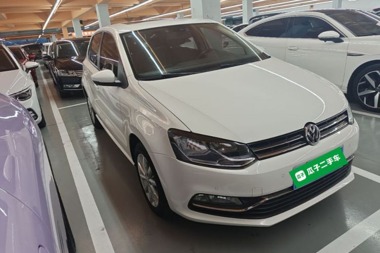 Volkswagen Polo 2015 #4 Volkswagen Polo 2015 car image #4