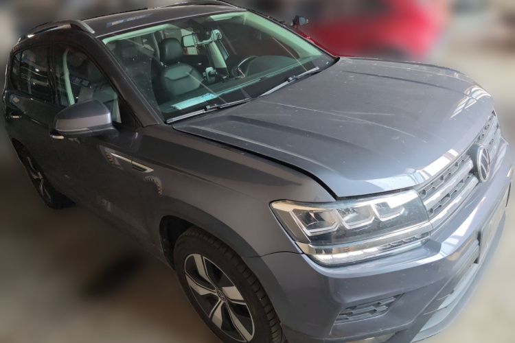 Volkswagen Tharu 2021 imagen de coche #4