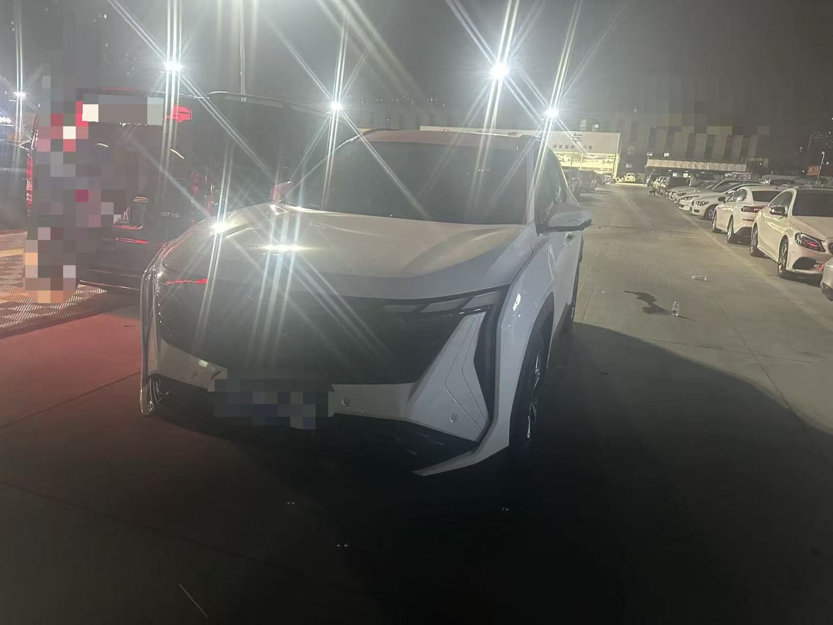 GEELY Boyue L 2023 car image 