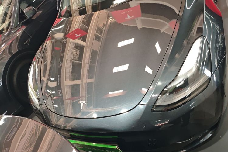 Tesla Model Y 2024 car image #3