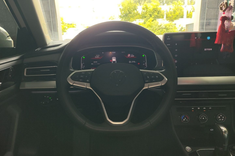 Volkswagen Lavida 2023 car image #11