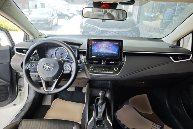 Toyota Corolla 2019 car image #10
