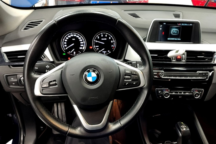 BMW X1 2019 #15 BMW X1 2019 imagen de coche #15