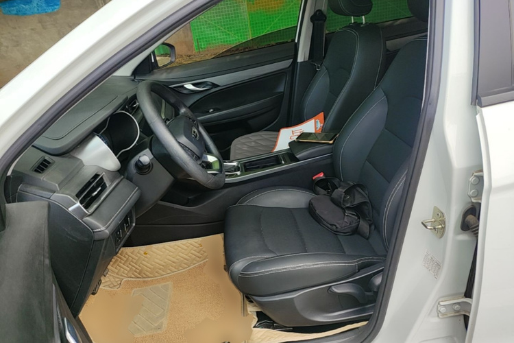 GEELY Emgrand 2021 #15 GEELY Emgrand 2021 car image #15