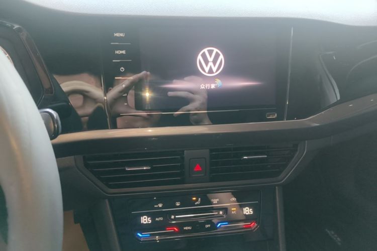 Volkswagen Bora 2022 car image #13