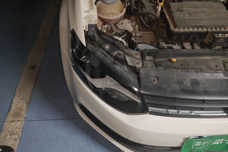 Volkswagen Polo 2018 car image #8