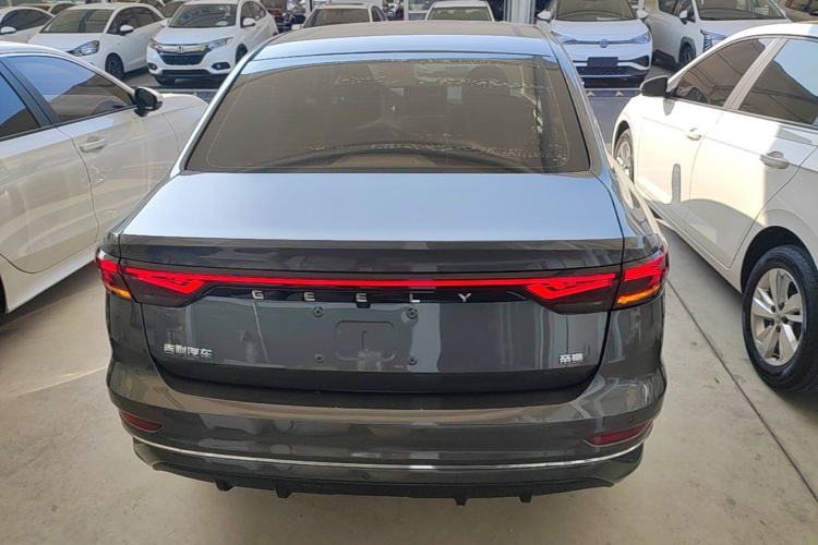 GEELY Emgrand 2023 immagine di auto #4