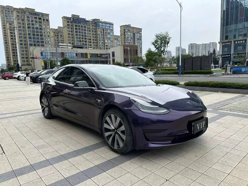 Tesla Model 3 2020 car image #2