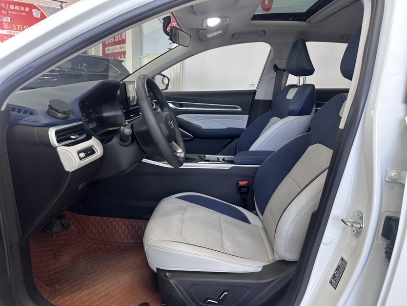 GEELY Emgrand 2022 car image #9