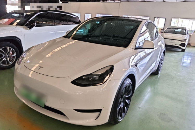 Tesla Model Y 2022 #2 Tesla Model Y 2022 car image #2