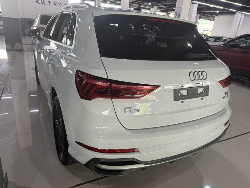 Audi Q3 2023 #8 Audi Q3 2023 car image #8