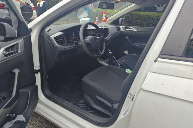 Volkswagen Polo 2023 car image #18