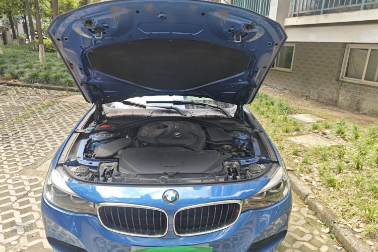 BMW 3 Series GT 2017 изображение автомобиля #22