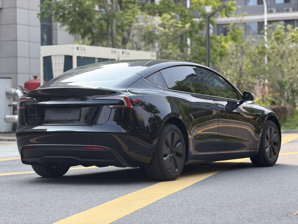 Tesla Model 3 2026 #7 Tesla Model 3 2026 car image #7