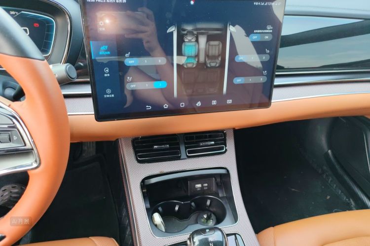 BYD Han 2023 car image #15