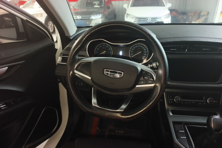 GEELY Emgrand 2021 #11 GEELY Emgrand 2021 car image #11