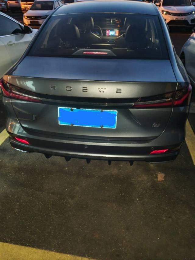 Roewe i5 2024 #6 Roewe i5 2024 car image #6