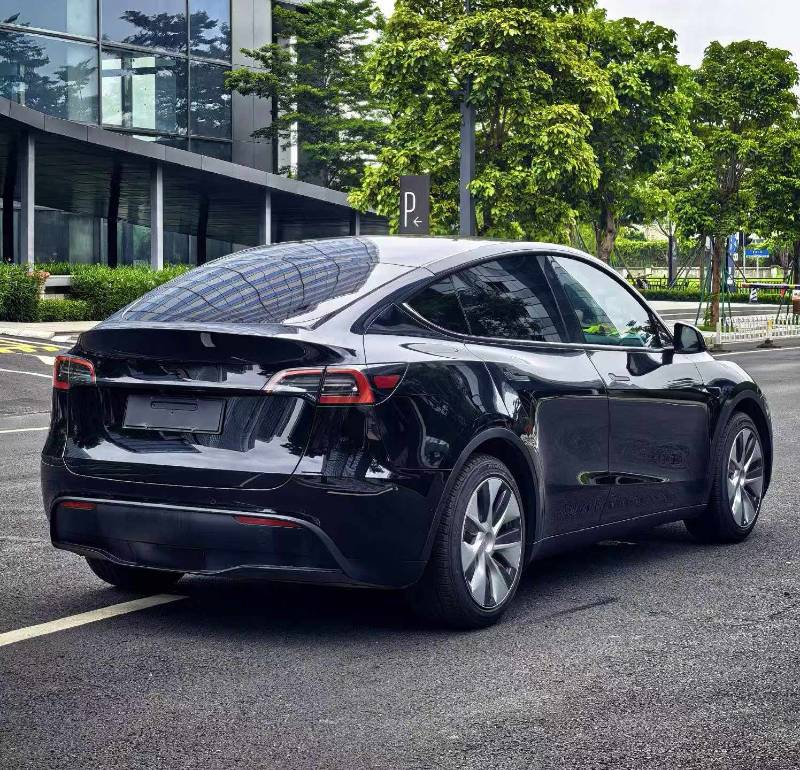 Tesla Model Y 2022 #9 Tesla Model Y 2022 car image #9
